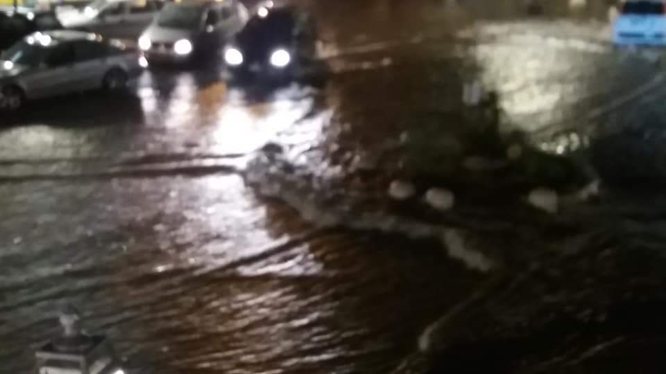 PATERNÒ BOMBA D’ACQUA COLPISCE LA ZONA - FOTO E VIDEO