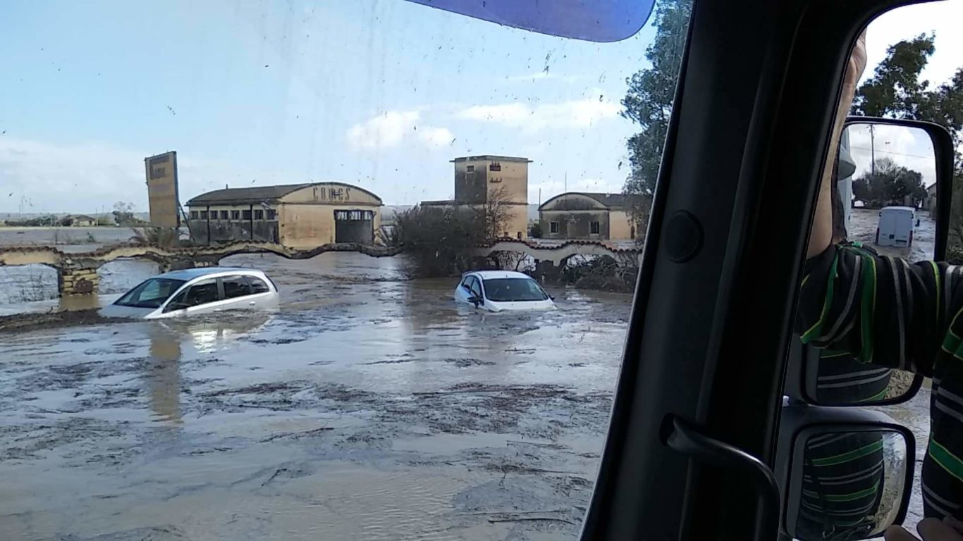 ALLUVIONE IN SICILIA FOTO E VIDEO DA UNA NOSTRA LETTRICE
