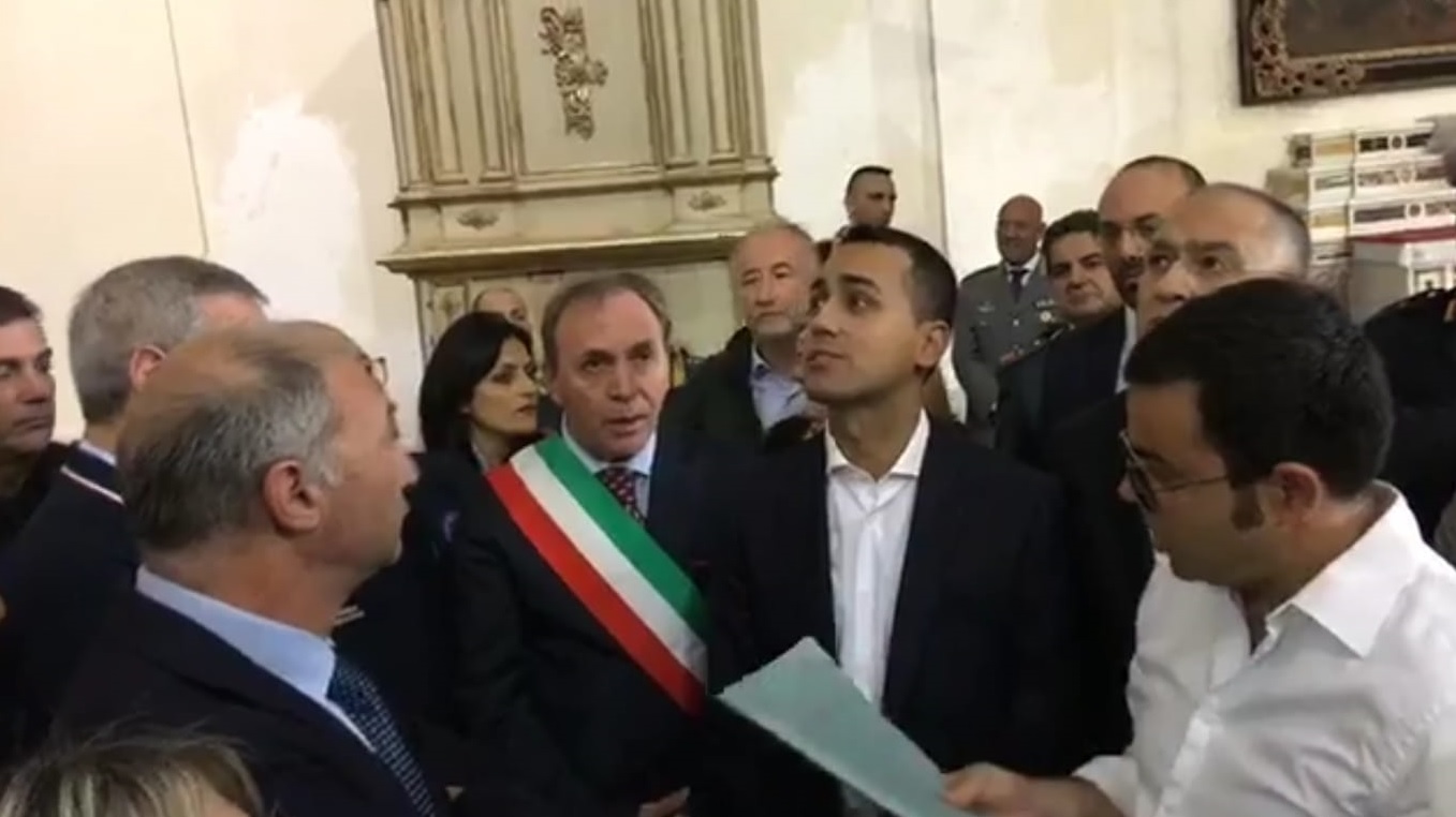 PATERNO': IL VICEPREMIER DI MAIO IN CITTÀ PER VALUTARE I DANNI DEL TERREMOTO