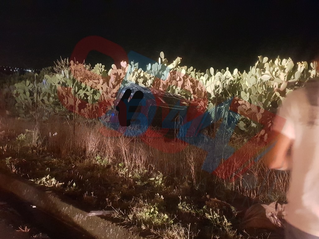 SS121 INCIDENTE, AUTO RIBALTATA