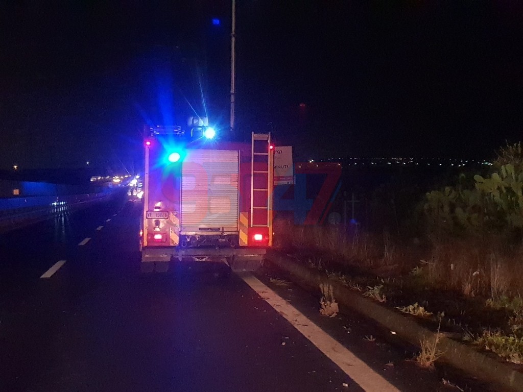 SS121 INCIDENTE, AUTO RIBALTATA