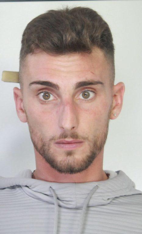 CATANIA: IN CASA LA MARIJUANA E L’OCCORRENTE PER PREPARARE LE DOSI, DUE ARRESTI