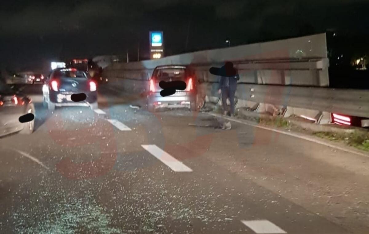 SS121 INCIDENTE STRADALE IN DIREZIONE CATANIA - 