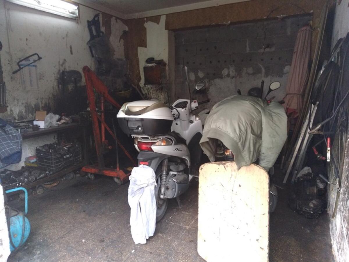 CATANIA: MECCANICO FUORILEGGE DA 30 ANNI - 