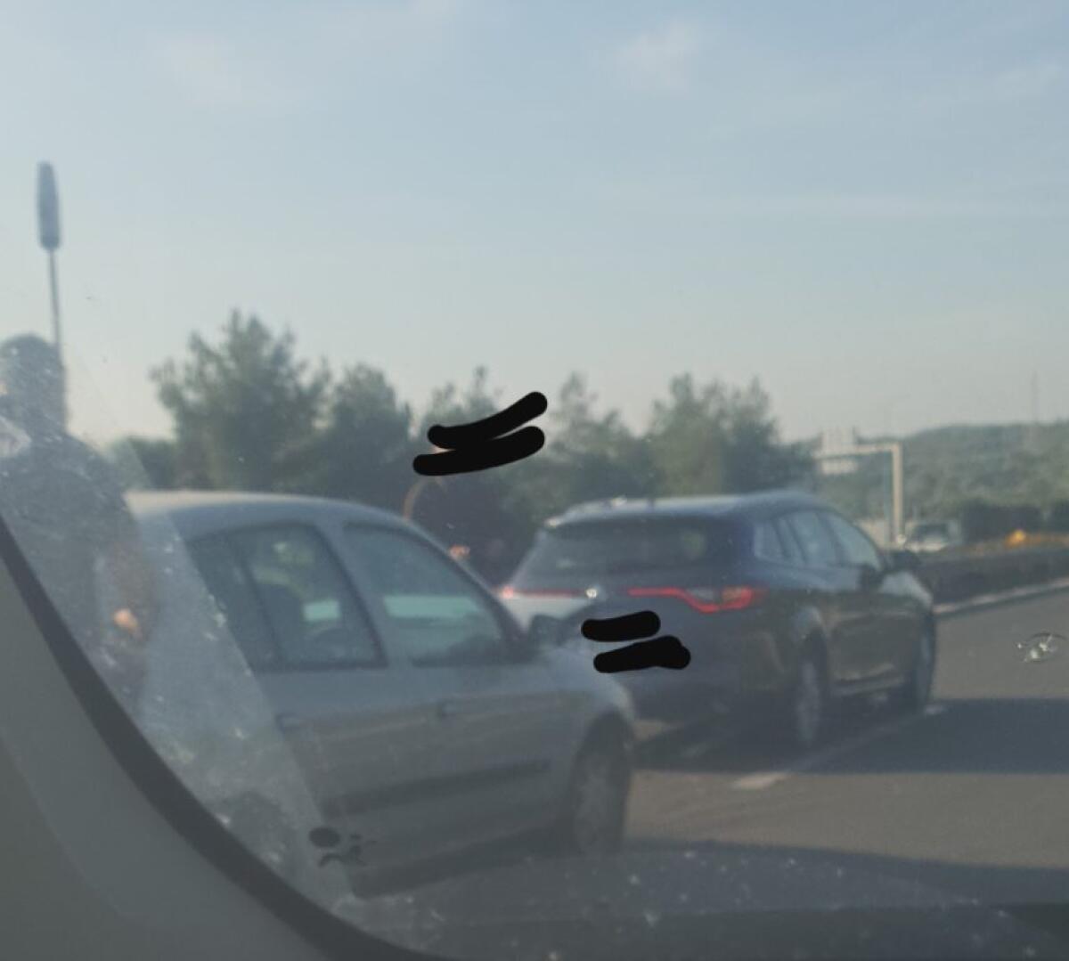 TAMPONAMENTO TRA DUE VETTURE, TANGENZIALE DI CATANIA - 