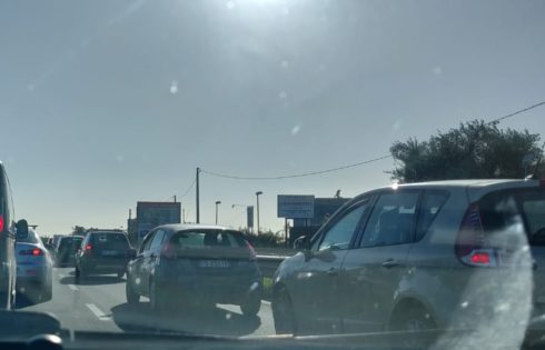 SS121 INCIDENTE IN DIREZIONE CATANIA, RALLENTAMENTI SUL TRAFFICO