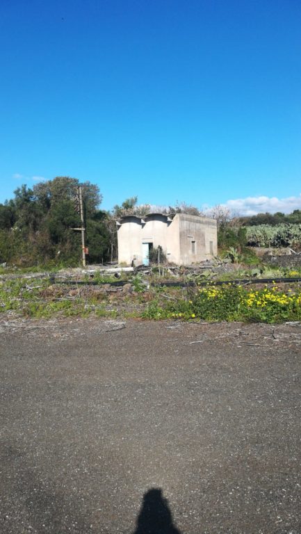 PATERNO': ZONA SUD-EST SENZA ACQUA PER FURTO DEI CAVI