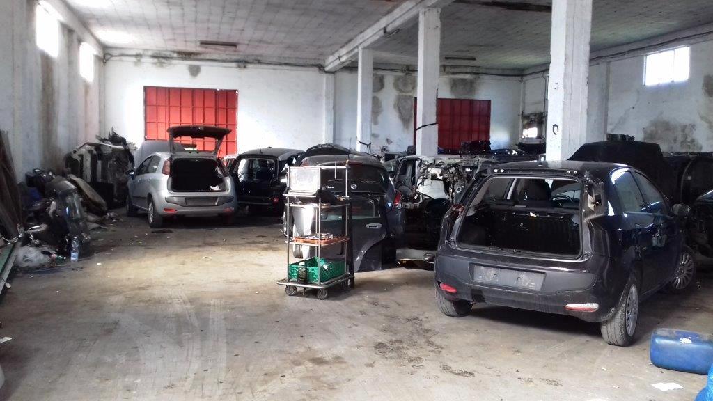 PALAGONIA: SCOPERTA CENTRALE DEL RICICLAGGIO DI AUTO RUBATE