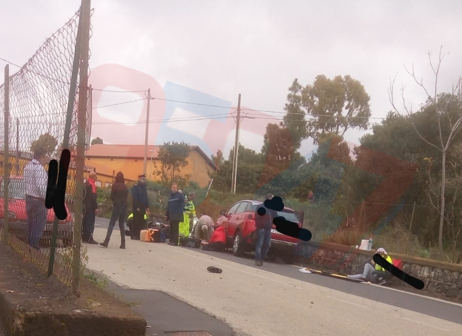 PEDARA: INCIDENTE MORTALE, SCONTRO AUTO MOTO, MUORE 17ENNE