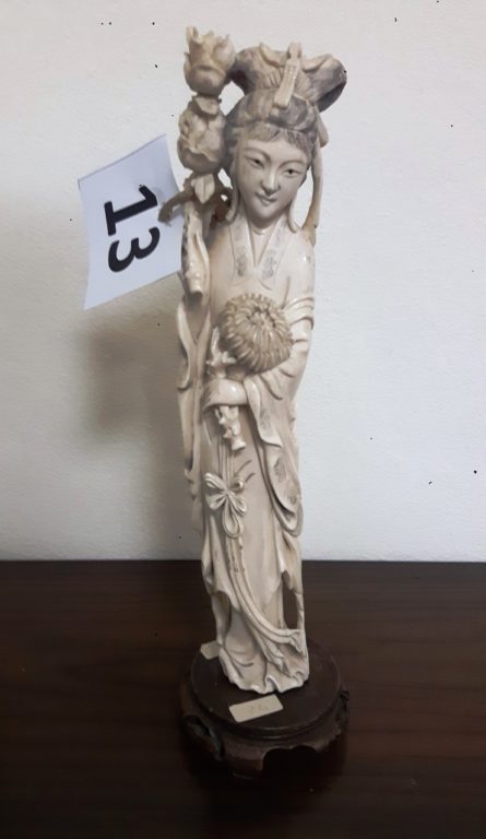 CATANIA:  SEQUESTRO DI STATUE DI AVORIO, DENUNCIATO IL TITOLARE DI UN NEGOZIO DI ANTIQUARIATO