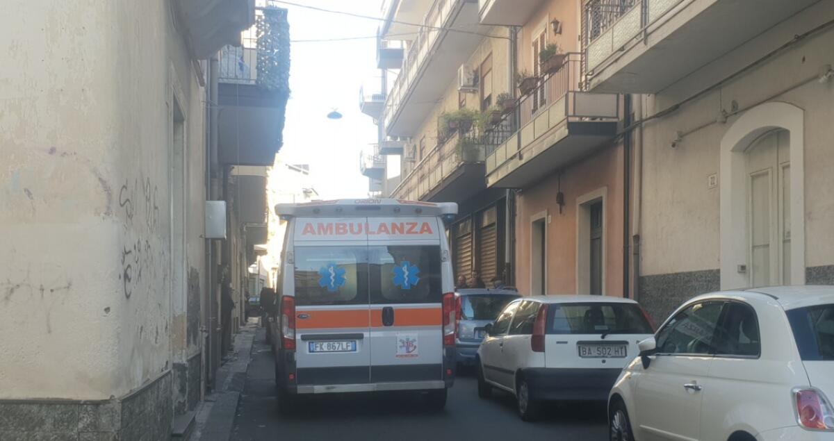 Paternò: Uomo uccide la moglie e due figlie e si suicida - 