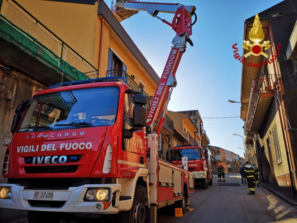 CONTINUANO I CONTROLLI DEI VIGILI DEL FUOCO NELLE ZONE TERREMOTATE - 