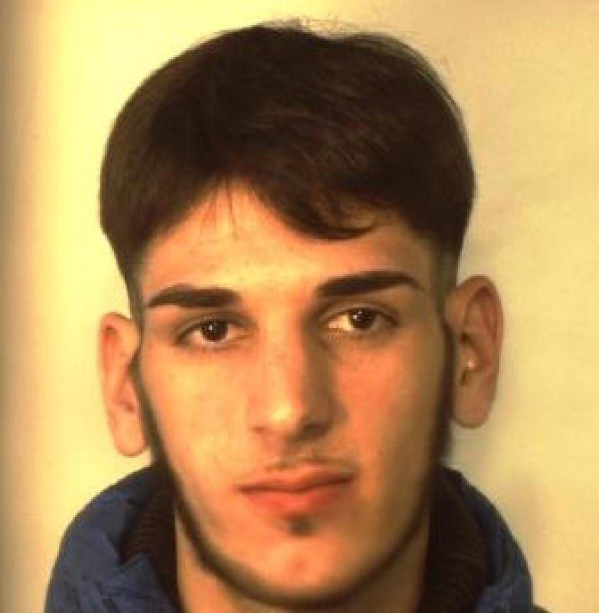 CATANIA: SORPRESO MENTRE TENTA DI RUBARE UN'AUTO, ARRESTATO - 