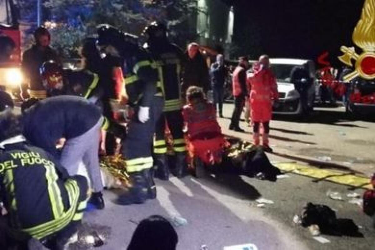 PANICO IN DISCOTECA A CORINALDO PER SPRAY URTICANTE: 6 MORTI ED OLTRE CENTO FERITI - 