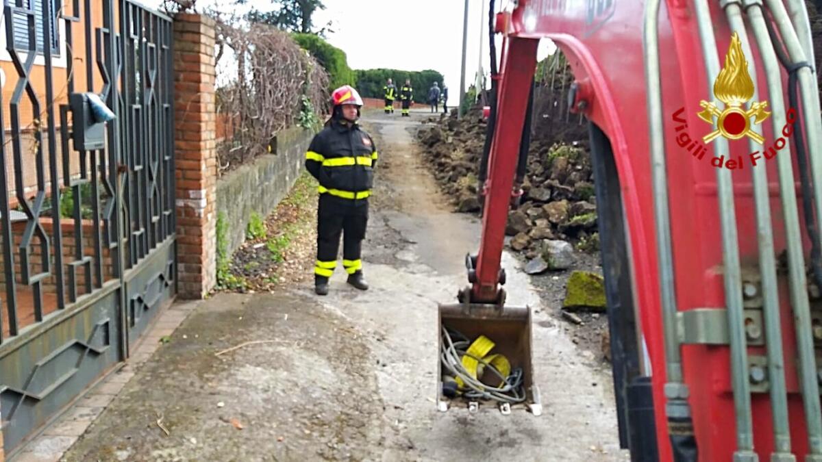 TERREMOTO, PROSEGUONO LE OPERE DI MESSA IN SICUREZZA - 