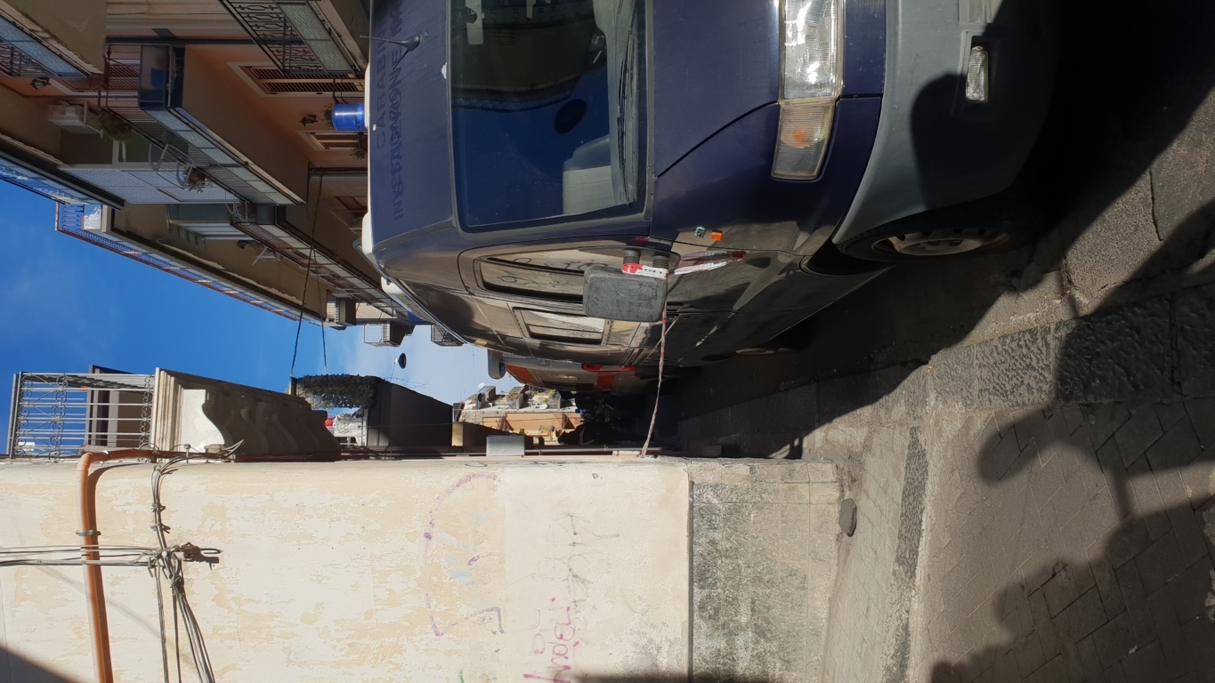 CHOC A PATERNO', BROKER UCCIDE MOGLIE E FIGLI DI 6 E 4 ANNI E SI SUICIDA