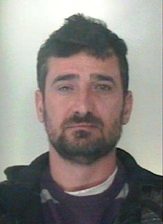 ACI SANT’ANTONIO: CONIUGI-SPACCIATORI PRESI IN CASA CON COCAINA E “FUMO”