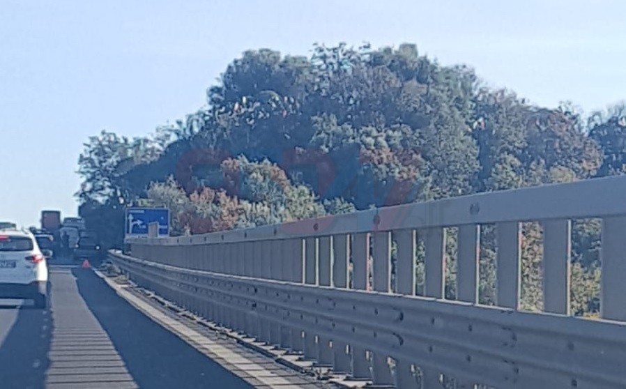 GRAVISSIMO INCIDENTE SULLA SS121, PATERNESE IN GRAVI CONDIZIONI