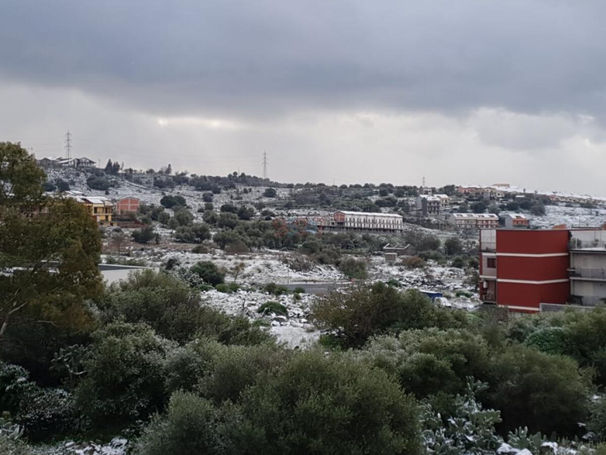 STRADE GHIACCIATE, PRESTARE MOLTA ATTENZIONE! L'APPELLO DEL SINDACO: "LIMITATE L'USO DELL'AUTO" - 
