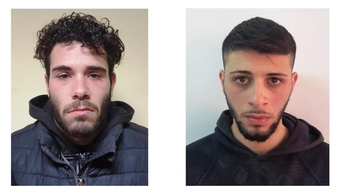 DUE "SCIACALLI" FERMATI IN UNA VILLA NELLE ZONE DEL SISMA A PENNISI - 