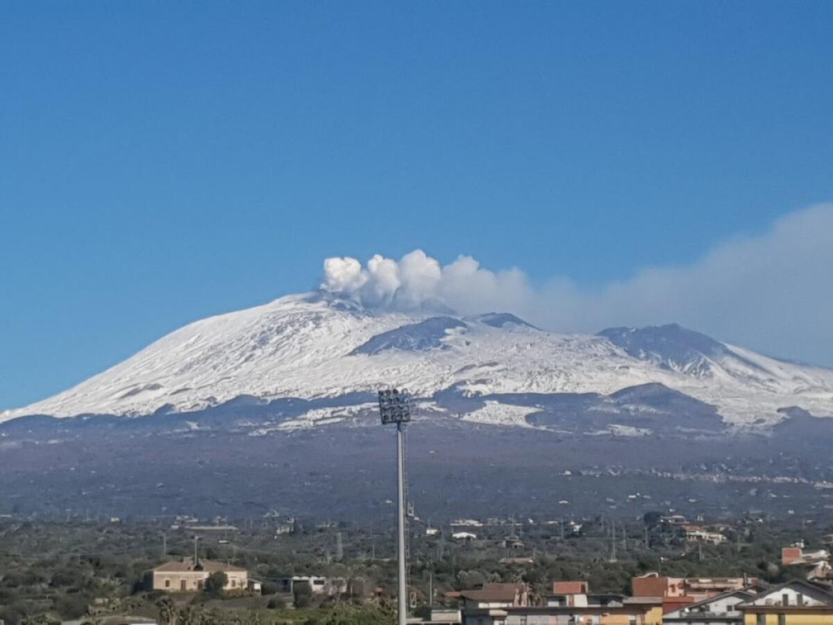 Etna, la terra continua a tremare: firmate cento ordinanze di sgombero - 