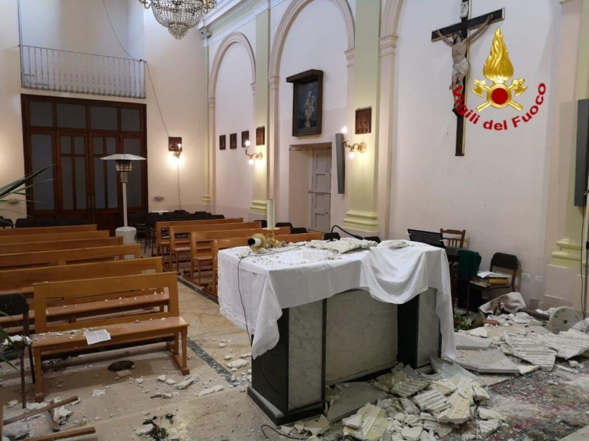 ACIREALE, ESEGUITI SOPRALLUOGO E MESSA IN SICUREZZA DELLA CHIESA DI “SANTA MARIA DELLE GRAZIE” - 