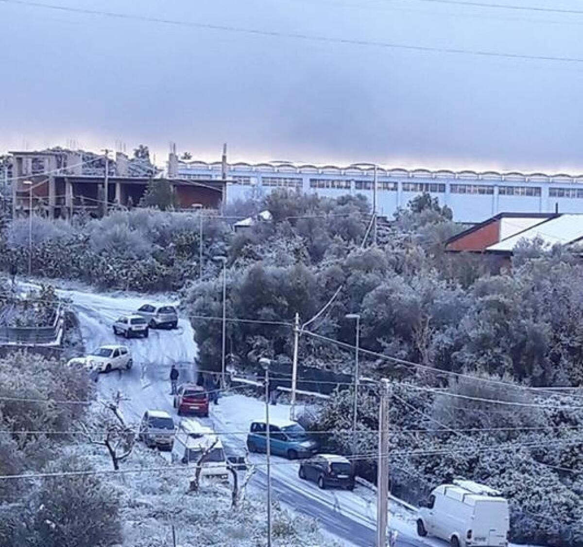 STRADE GHIACCIATE, PRESTARE MOLTA ATTENZIONE! - 