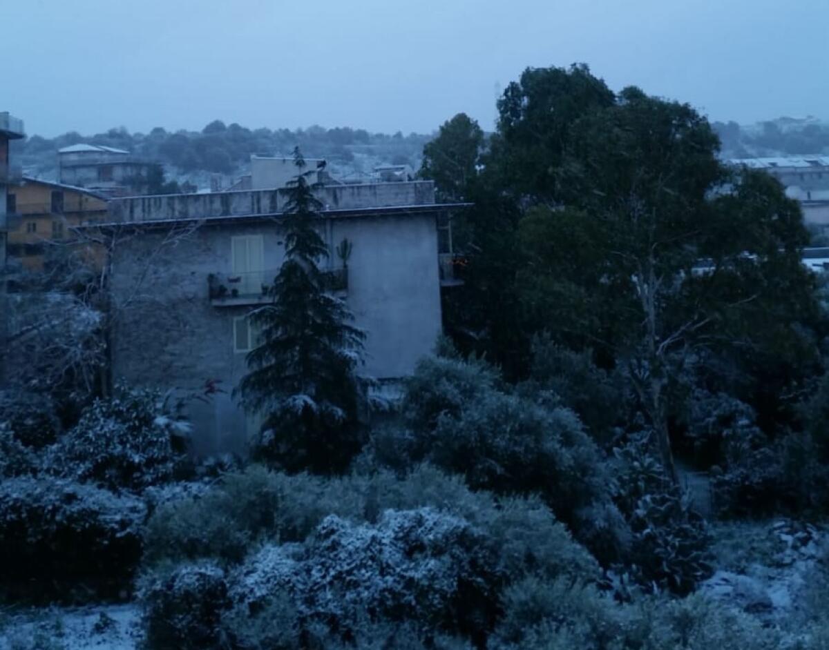 L'APPELLO DEL SINDACO: "LIMITATE L'USO DELL'AUTO" - 