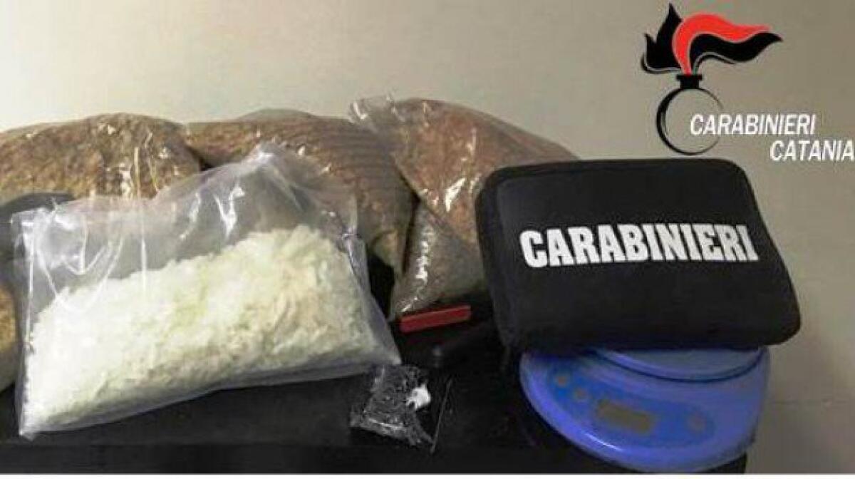 PEDARA: ARRESTATO CON 7 CHILI DI ECSTASY, AVREBBE FRUTTATO UN MILIONE DI EURO - 