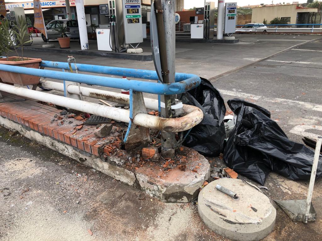 DOPPIO INCIDENTE STRADALE NELLA GIORNATA, CON DUE FERITI - FOTO