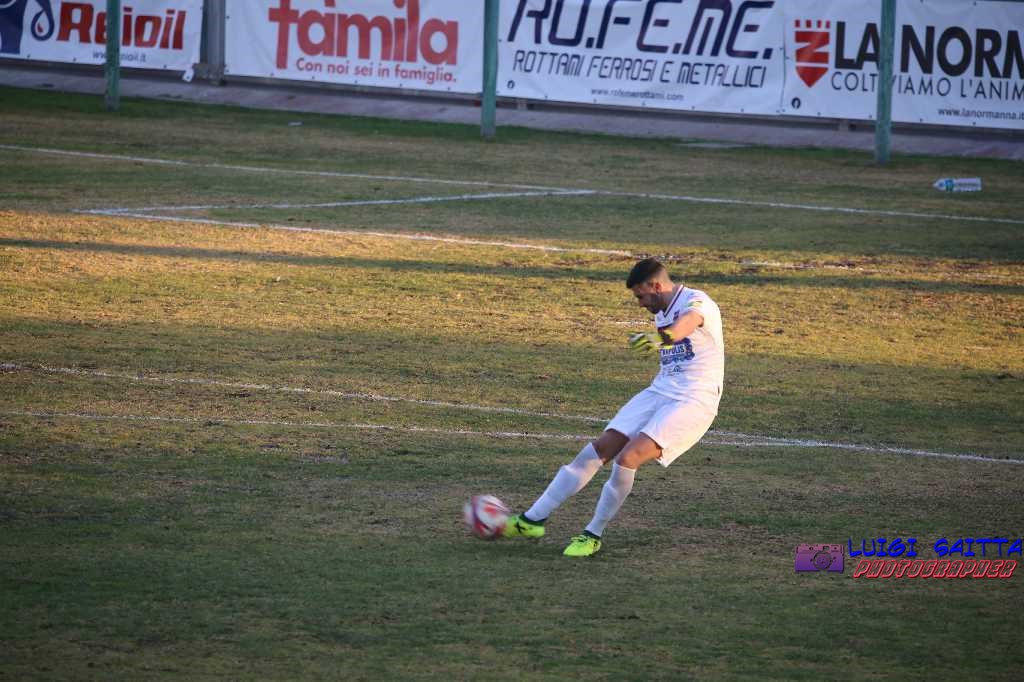 CALCIO: SOLO UN PARI DEL DERBY TRA PATERNO' E BIANCAVILLA