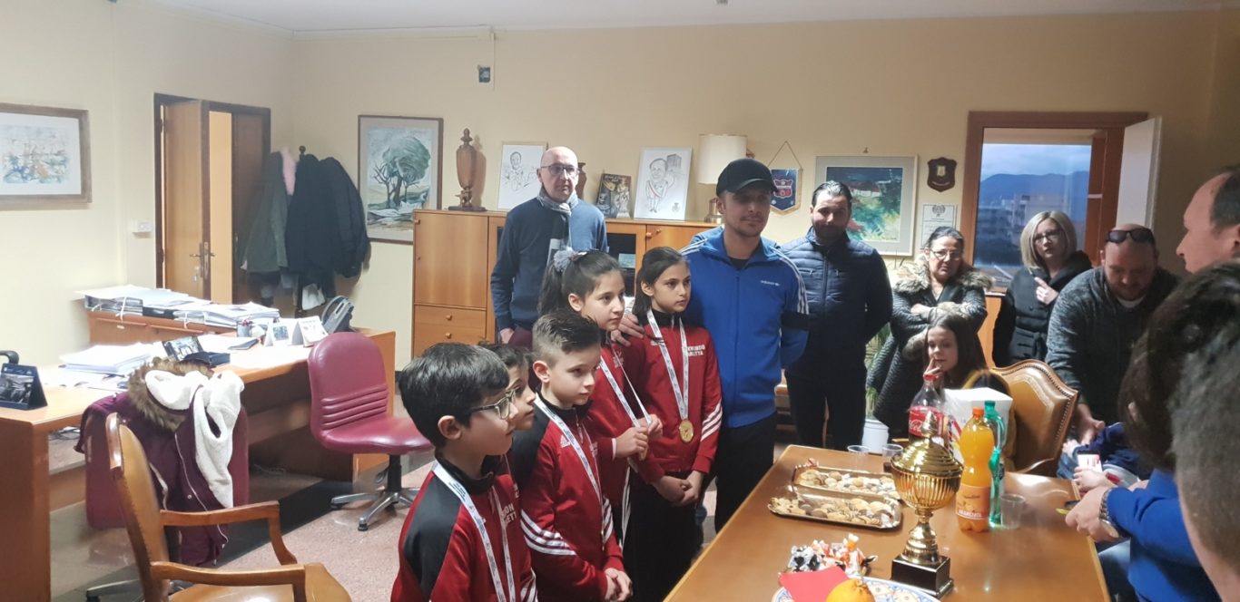 PREMIATI DAL SINDACO I GIOVANI DEL CENTRO SPORTIVO TAEKWONDO MARLETTA