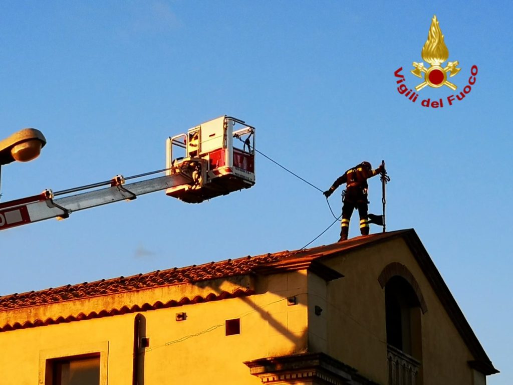 ACIREALE, ESEGUITI SOPRALLUOGO E MESSA IN SICUREZZA DELLA CHIESA DI “SANTA MARIA DELLE GRAZIE”