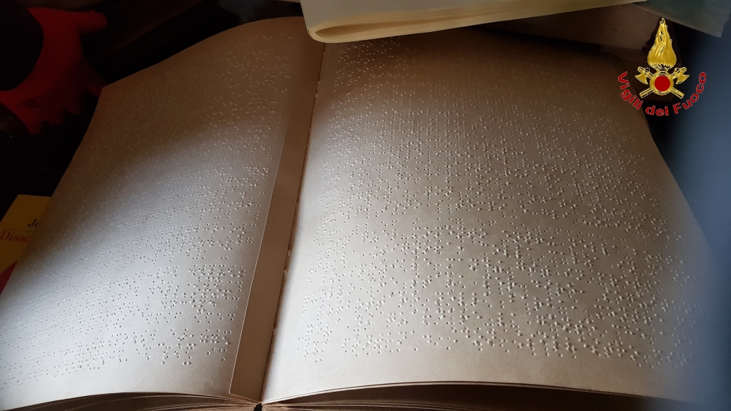 TERREMOTO, VIGILI DEL FUOCO RECUPERANO PIANOFORTE E LIBRI