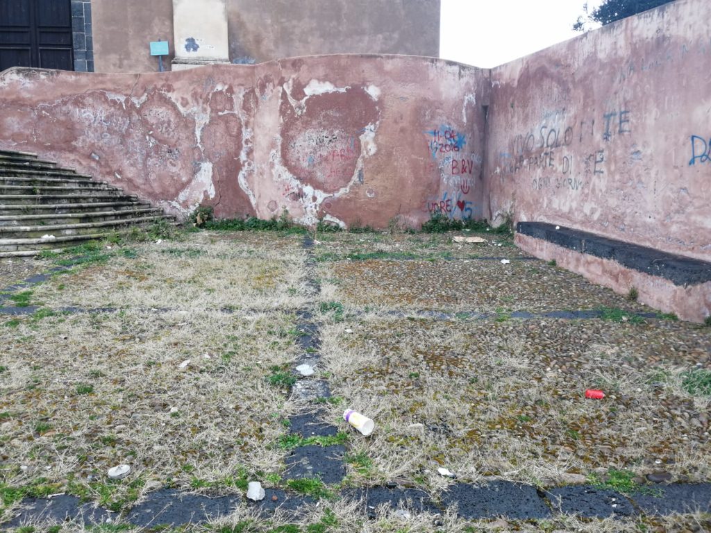 "SCALINATA SETTECENTESCA UMILIATA   DALLA MANCANZA DI PULIZIA, CONTROLLI E RISPETTO" NOTA DEL CONSIGLIERE DISTEFANO