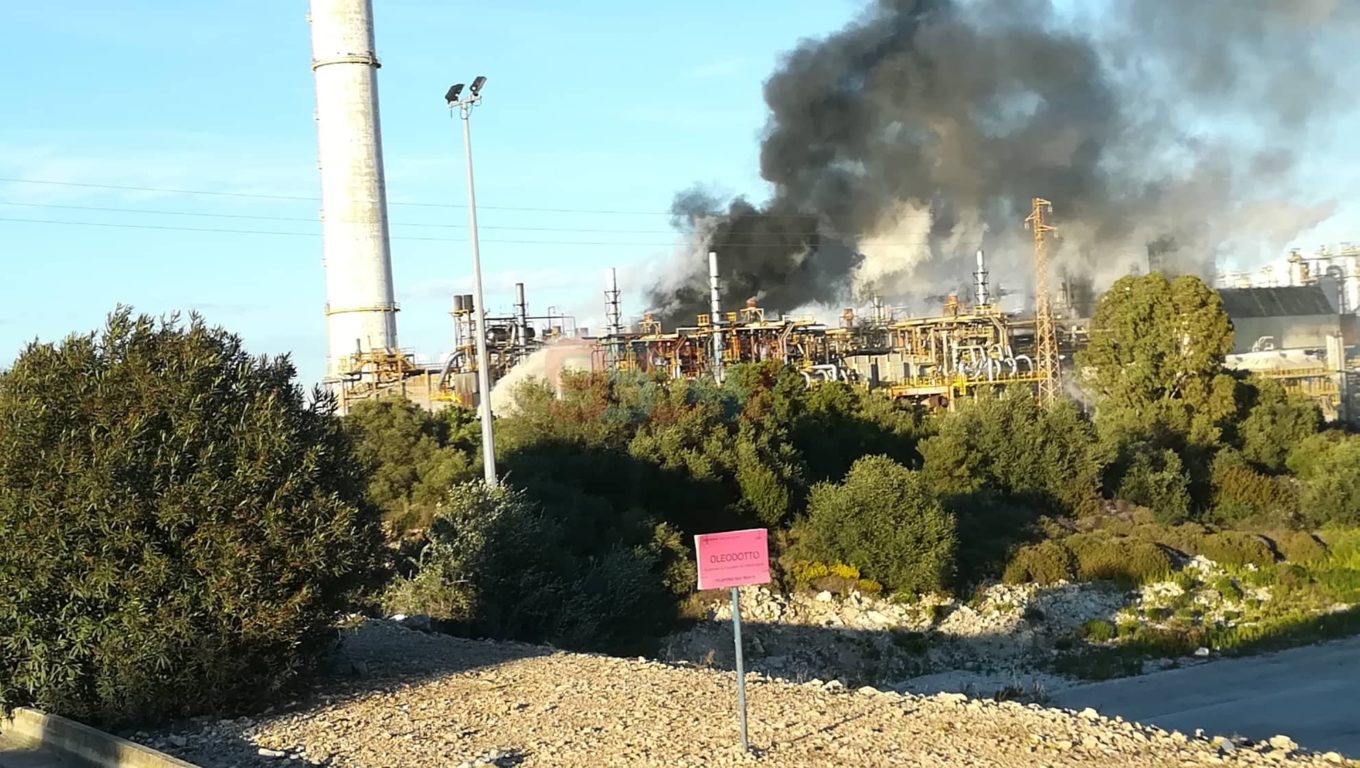 PRIOLO GARGALLO, INCENDIO ALL'IMPIANTO