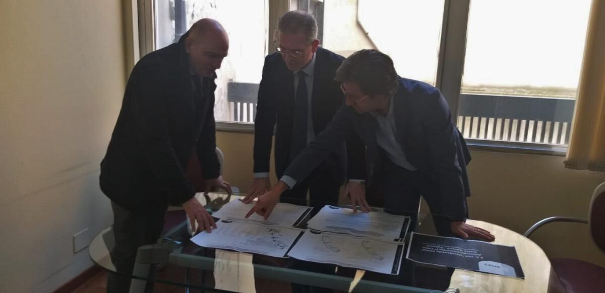 RADDOPPIO SS284 FINO AD ADRANO, FALCONE: “SÌ ALLO STUDIO DELLA PROPOSTA, ANAS VALUTI ATTENTAMENTE” - 