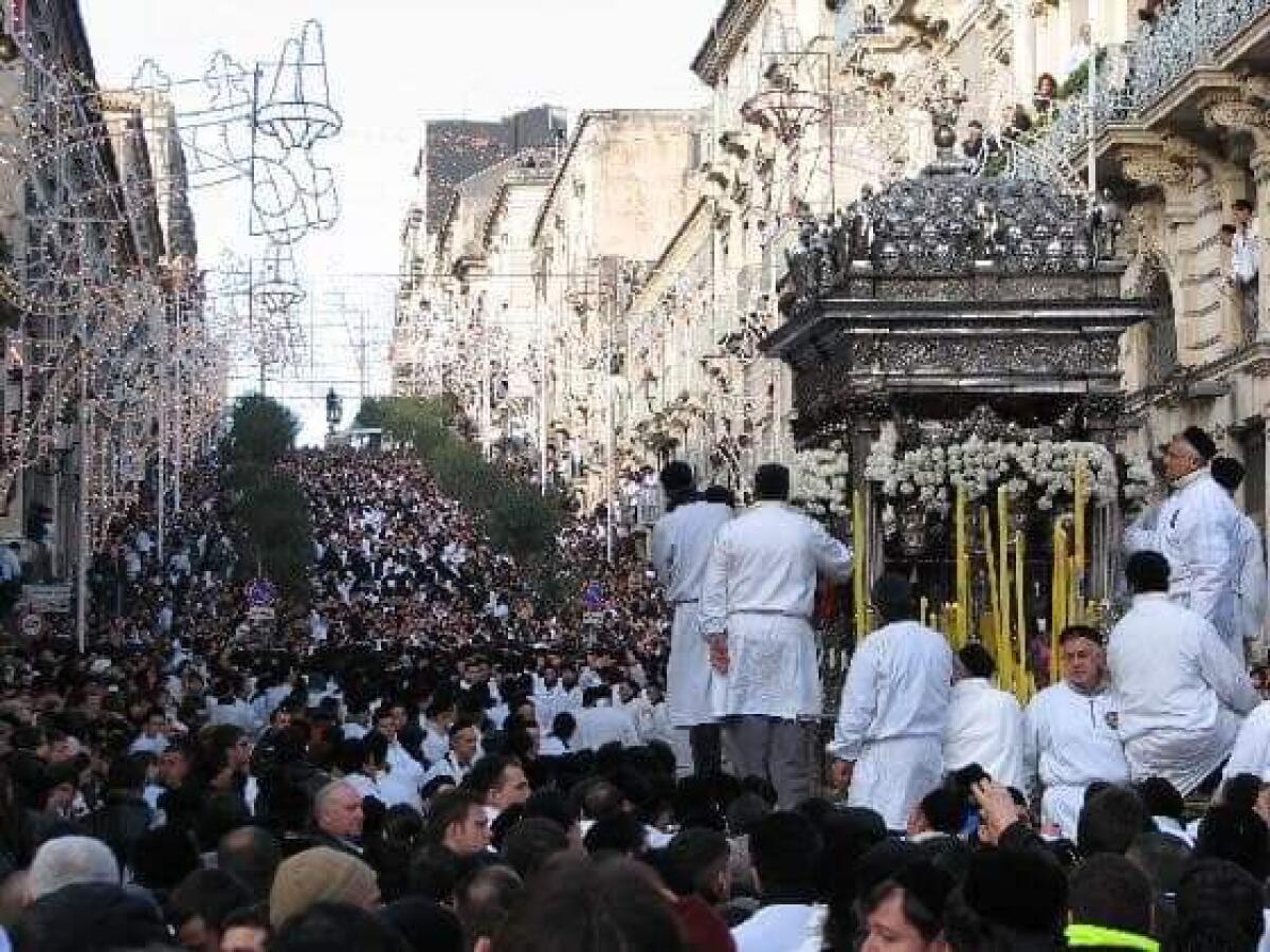 FESTA SANT'AGATA:SALTA LA SALITA DI SANGIULIANO - 
