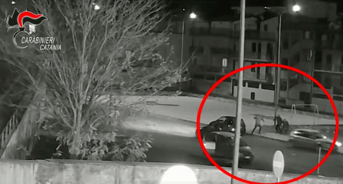 PATERNÒ: LITE NATA SU FACEBOOK FINISCE IN TENTATO OMICIDIO, 4 ARRESTI - 