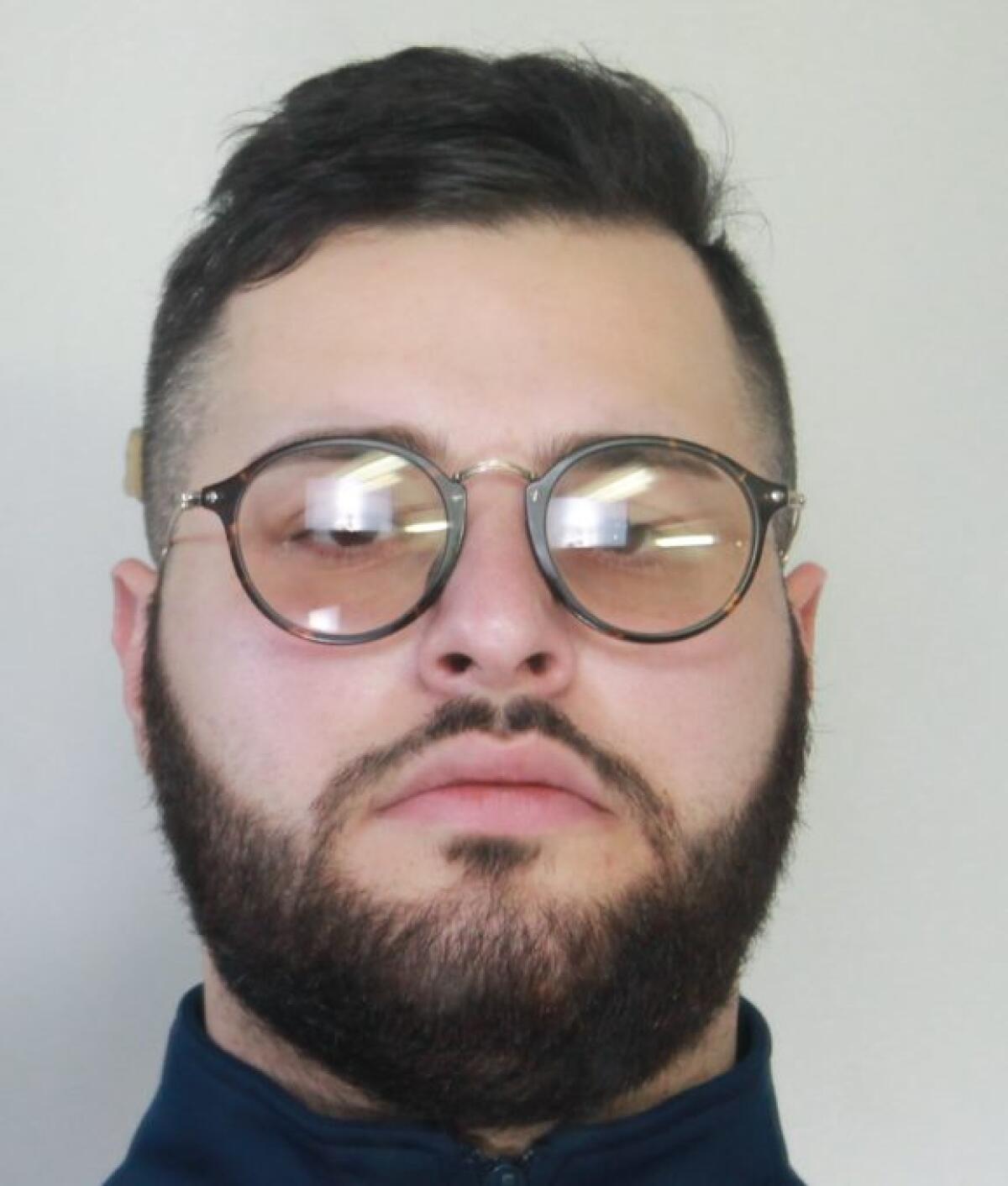 CATANIA: NASCONDEVA IN CASA DUE CHILI DI MARIJUANA E COCAINA, ARRESTATO - 