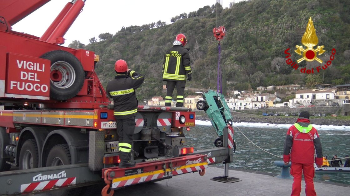 RECUPERATI DUE CADAVERI, CONTINUANO RICERCHE IN MARE PER TERZO DISPERSO