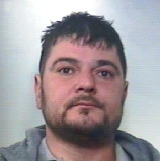 GRAMMICHELE:PRESI MENTRE RAZZIANO LE ROTAIE DELLE LINEA FERROVIARIA.