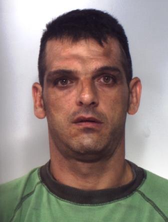 VÌOLANO GLI OBBLIGHI DI DIMORA E DI FIRMA, ARRESTATI