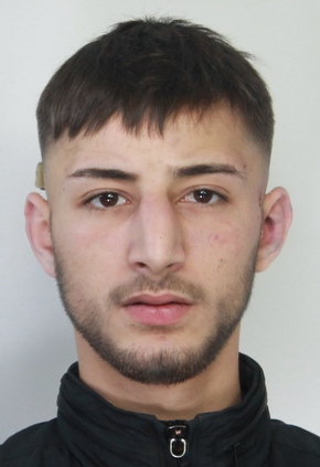 CATANIA: SVALIGIANO UN BAR SULLA SS 114, ARRESTATI