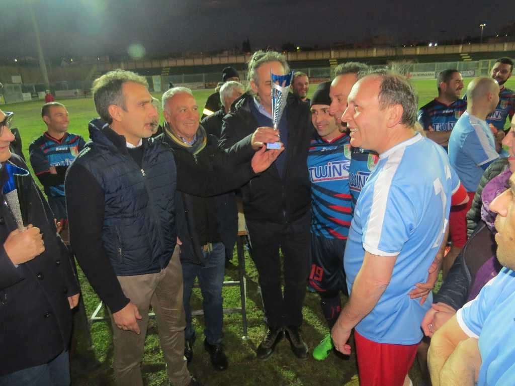 PATERNÒ, LA SOLIDARIETÀ VA IN GOL.