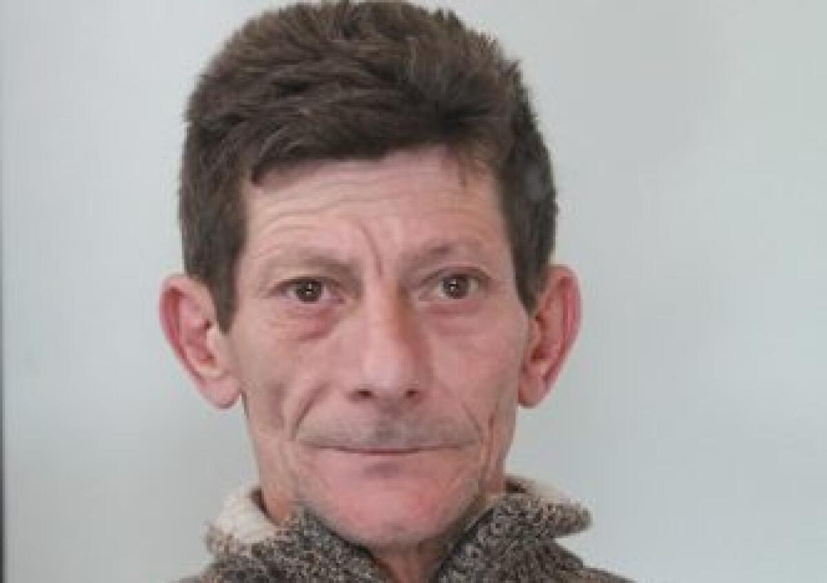 CATANIA: SORPRESO A SPACCIARE VICINO A UN LICEO, ARRESTATO - 