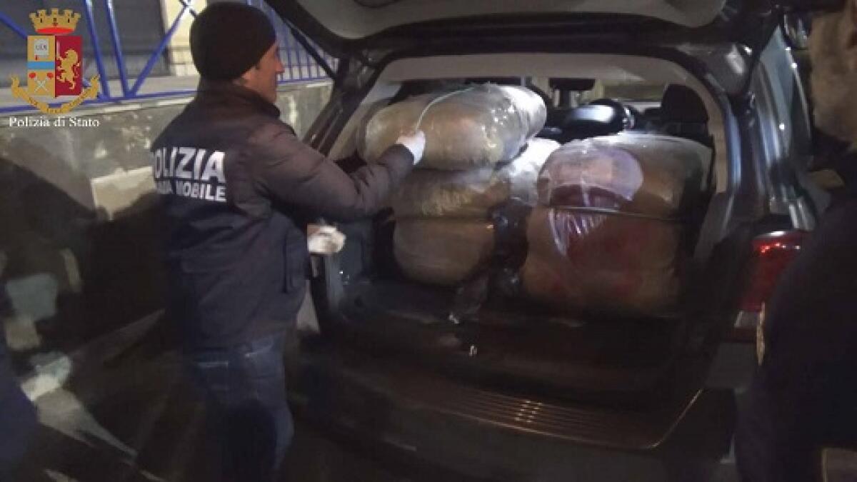 RAGUSA: CORRIERE CON 75 KG MARIJUANA, ARRESTATO - 