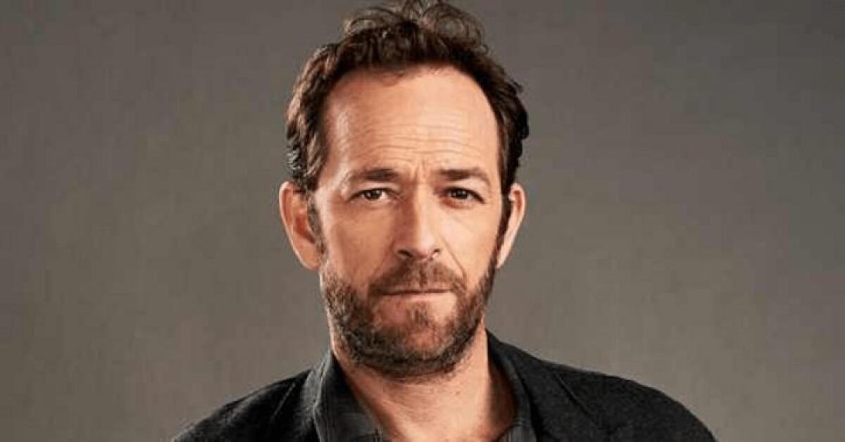 MORTO LUKE PERRY, STAR DI BEVERLY HILLS 90210 - 