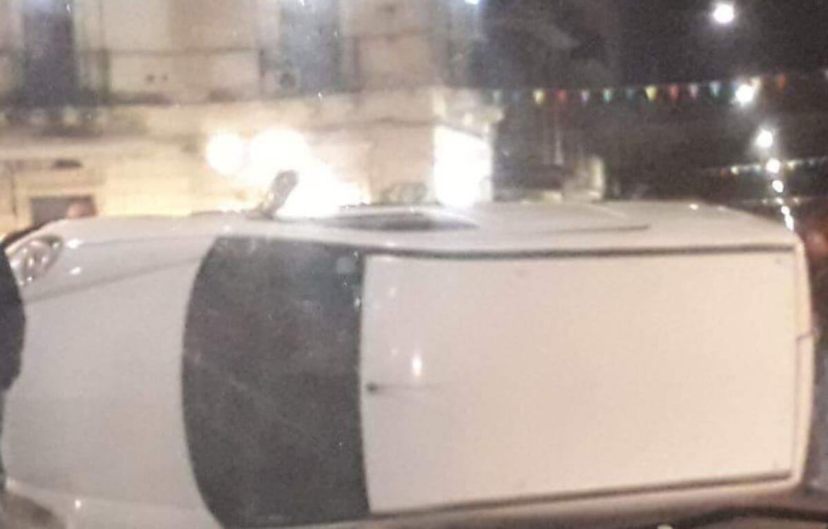 PATERNO’: INCIDENTE CON RIBALTAMENTO AI "4 CANTI" - 