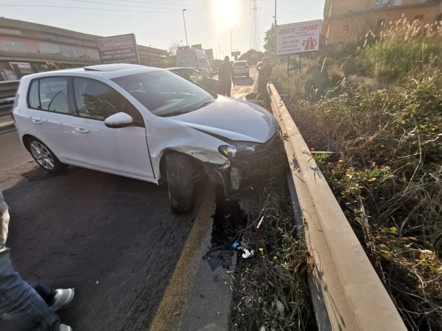 INCIDENTE STRADALE SS121, TRAFFICO DEVIATO
